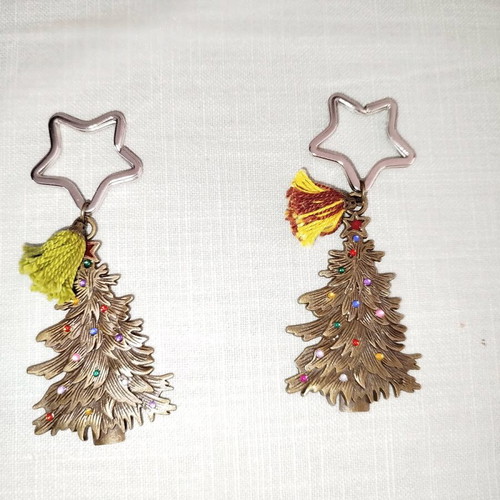 Christmas tree keychain new
