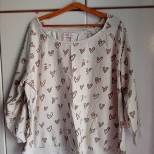 Sweatshirt with hearts Sheego size 54 used, cotton, white beige