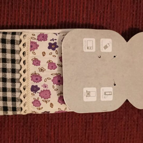 Mobile case for phone, MP3, MP4, PDA new with packaging 7x13.5 cm