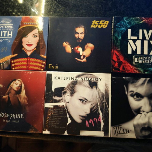 CDs from artists new, pack of 10