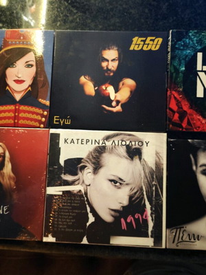 CDs from artists new, pack of 10