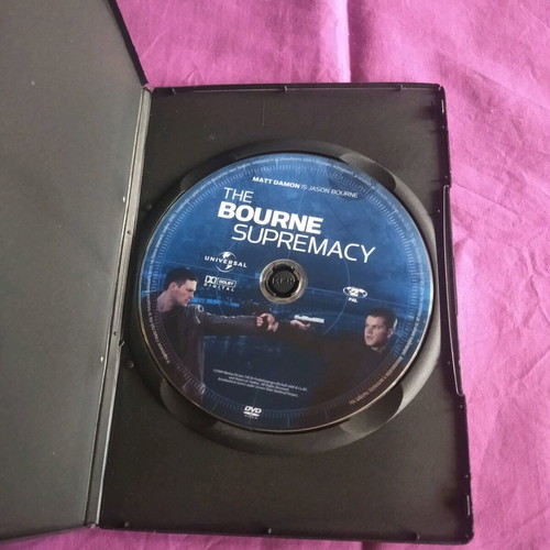 The Bourne Supremacy DVD like new, subtitles, action adventure thriller