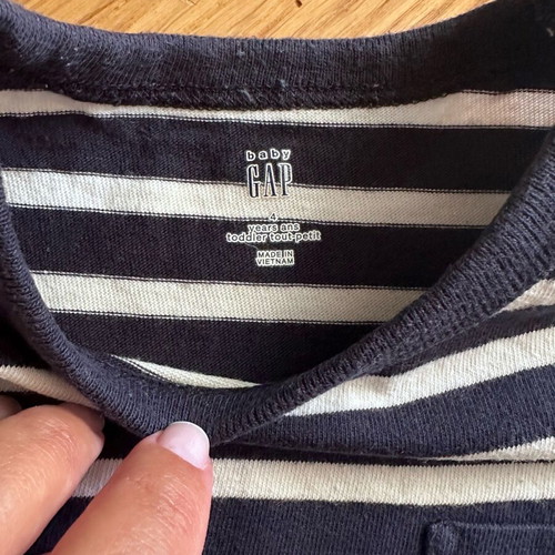 GAP striped long-sleeve shirt for 4-year-old boy like new