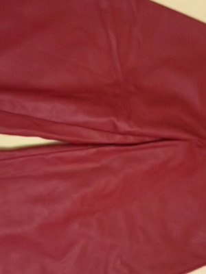 Crop women's pants in leather imitation, like new, size S