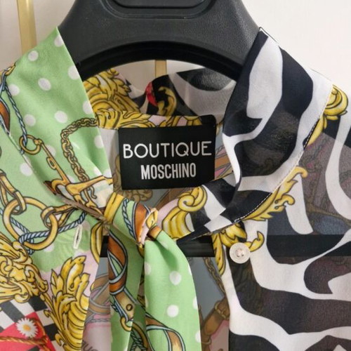 Moschino shirt like new, sizes M and L, multicolor