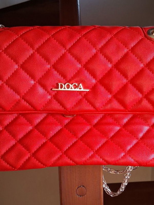 Doca shoulder bag red like new