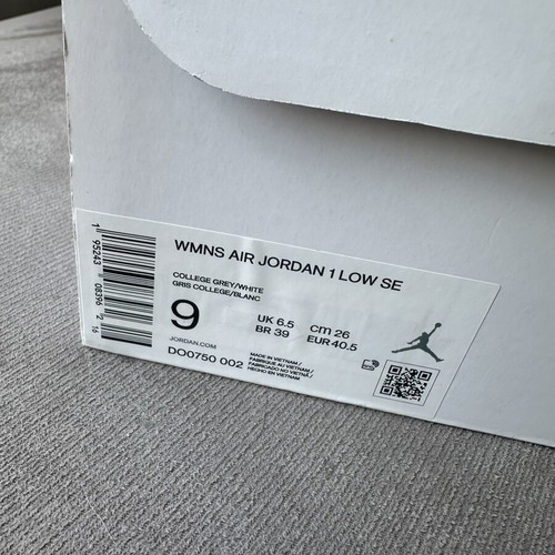 Nike Air Jordan 1 Low SE College Grey Sherpa WMNS EU 40.5 brand new