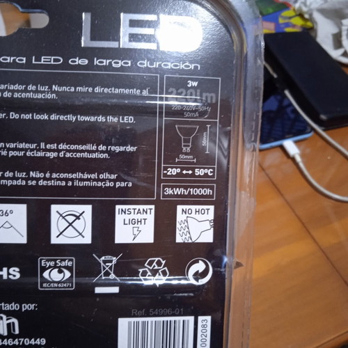 Led bulbs new, pack of 3