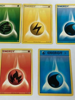 Κάρτες Pokémon Energy μεταχειρισμένες, πακέτο 5 σε καλή κατάσταση