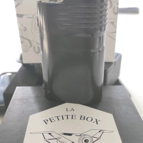 La Petite Box Vaponaute black like new 75W mod with 1 18650 battery