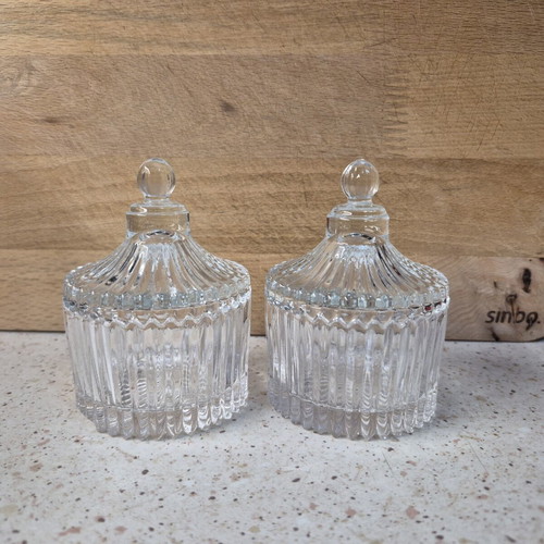 Set of 2 glass decorative jars with lid, like new