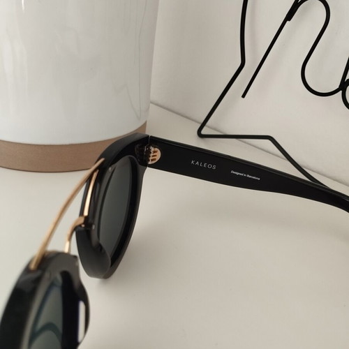 Kaleos Haynes women's sunglasses like new, black