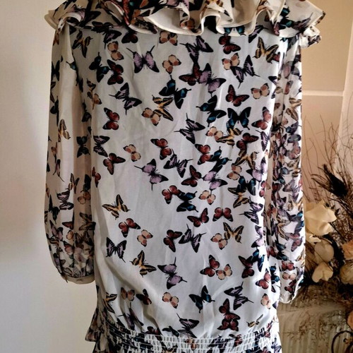 Ted Baker Butterfly blouse beige, like new, size M