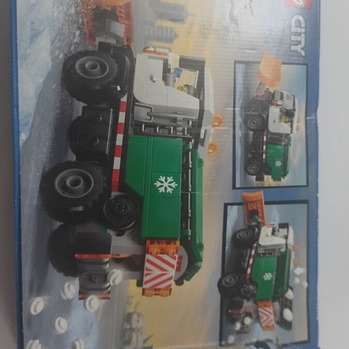 Lego City 60490 snowplough new with box and instructions
