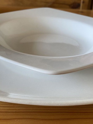 White porcelain set square 8 pieces new
