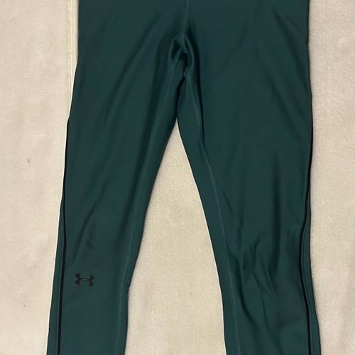 Under Armour leggings used, size XS, green