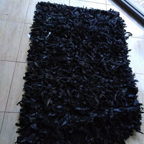 Leather rug black fireproof 1.20x1.80 with wide stripes