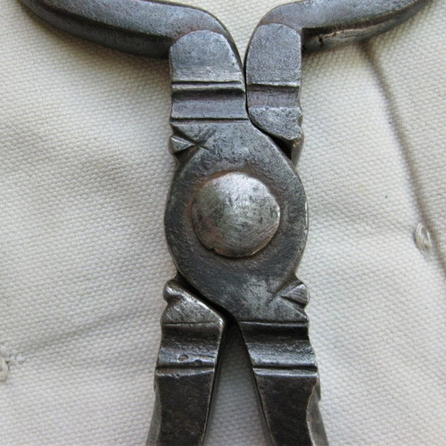 Cutting tool used, old handmade rare
