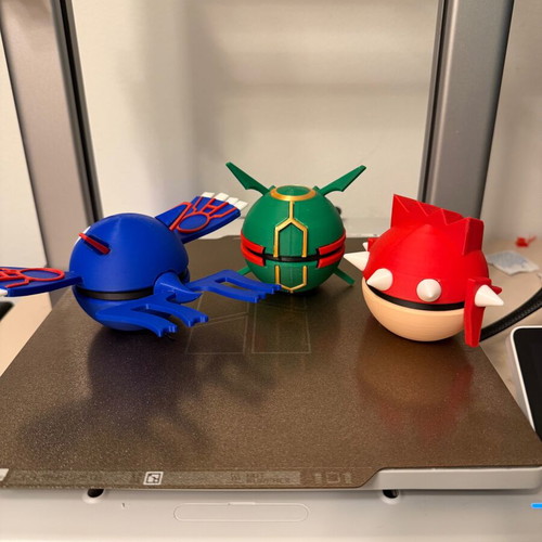 Pokémon Pokeball set Legendary Trio Hoenn new