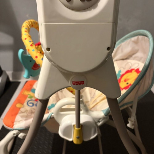 Fisher-Price 3 in 1 Baby Electric Relax Swing used, music & vibration up to 18kg gray