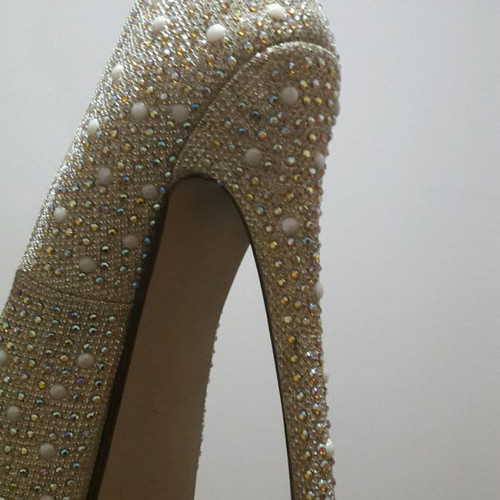 Bridal pumps used, beige, sparkling, size 39