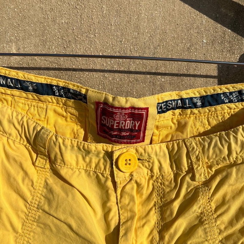 Authentic Superdry shorts no 38