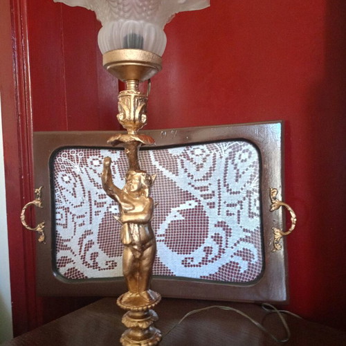 Bronze angel with opaline and pleat, like new, height 45-46 cm