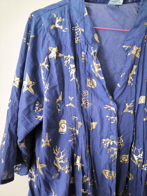 Women's blue shirt with gold designs, 3/4 sleeves, adjustable
