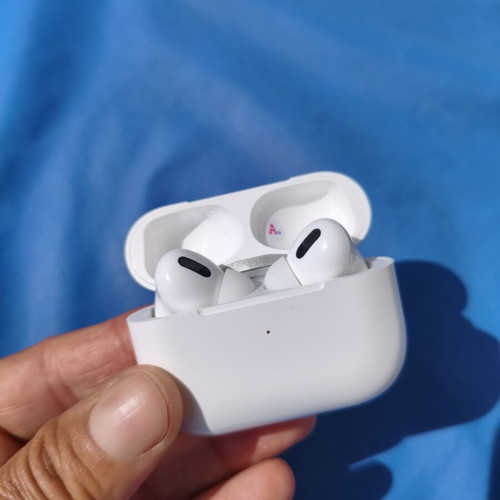 TWS Bluetooth Earbuds PRO3 New with Charging Case