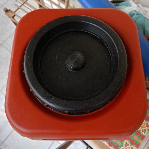 Plastic container 20 liters like new, for edible olives