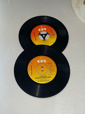 Тина Чарлс ОФЕРТА два диска с 45 оборота винил / Love bug & Love me like a lover / DISCO P25