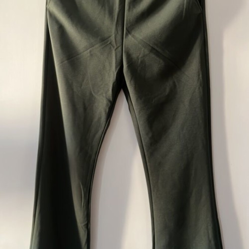 Celestino pants new, size M-L, olive green with pockets and elastic