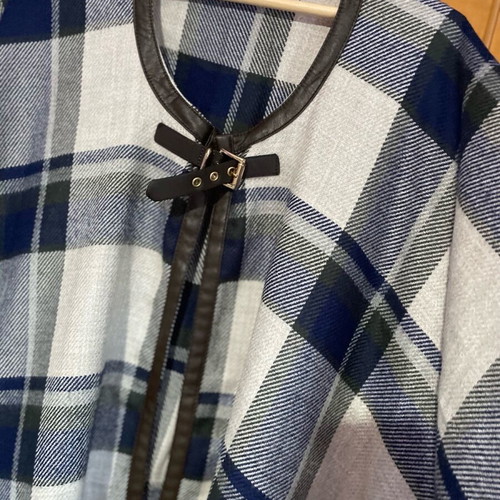 Poncho H&M striped used, one size with long sleeve