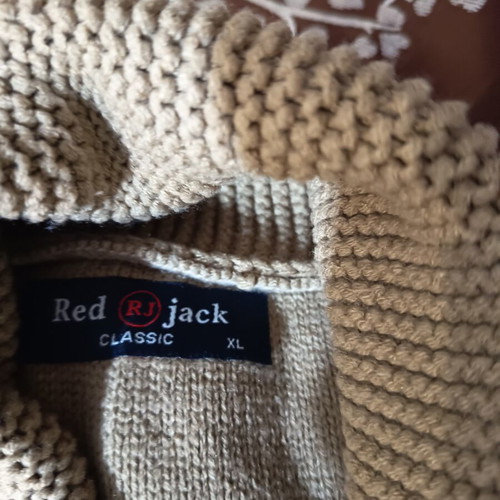 Men's sweater size XL, beige and grey