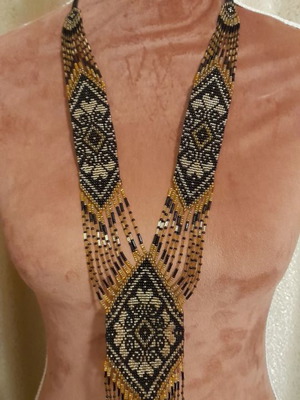 Gerdan necklace handmade new with beads in black and gold