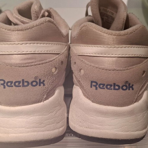 Reebok athletic shoes with reflective details, like new