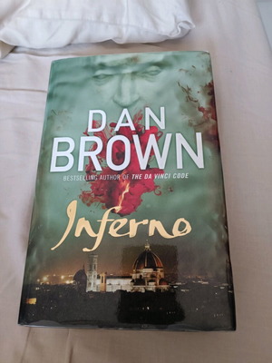 Dan Brown Inferno твърда корица европейско издание като ново
