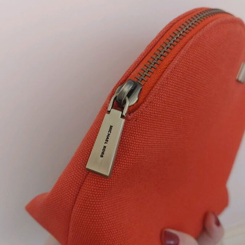 Michael Kors toiletry bag red like new