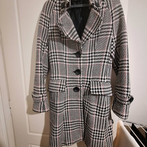 Women's wool plaid coat like new, pie de poul