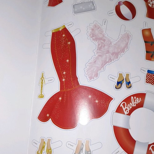 Barbie Dreaming To Be New, Book With 4 Paper Dolls And Costumes