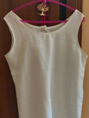 Women's sleeveless blouse like new, sizes L and XL
