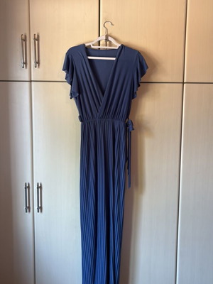 Women's one-piece jumpsuit size M, like new, blue