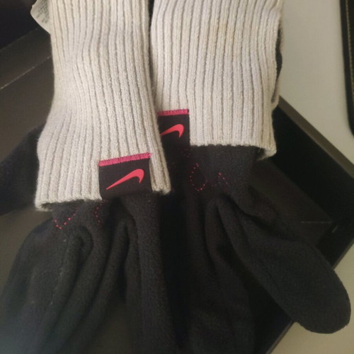 Nike hat and gloves new gray set