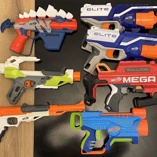 Nerf bundle like new with darts