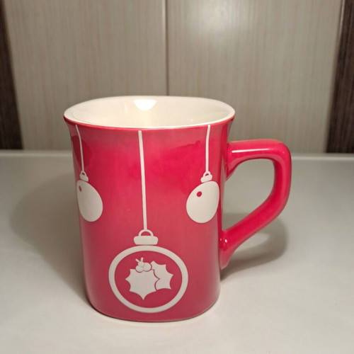 Nescafe Christmas cup rare, like new