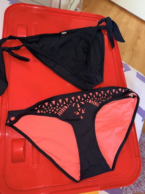 Swimsuit pack size L, like new, black