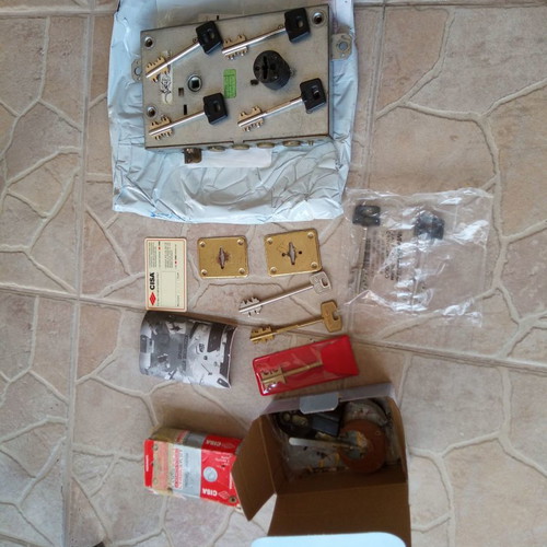 CISA security lock used for armored door with 4 keys