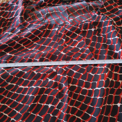 Escada summer women's blouse like new, geometric pattern, black and red