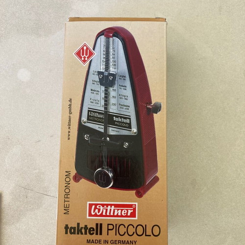 Wittner Taktell Piccolo metronome new, neon green