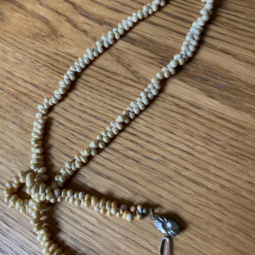 Pearl necklace used, vintage